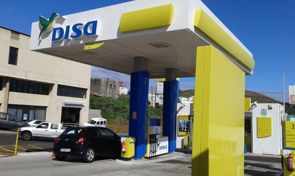 La CNMC autoriza a DISA la adquisición de 26 gasolineras en La Península