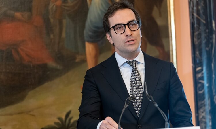 El Gobierno prorroga las bonificaciones a los carburantes durante los últimos meses del año