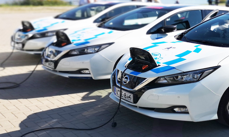 El Gobierno contrata a KPMG para hacer un estudio sobre el hidrógeno verde y el coche eléctrico
