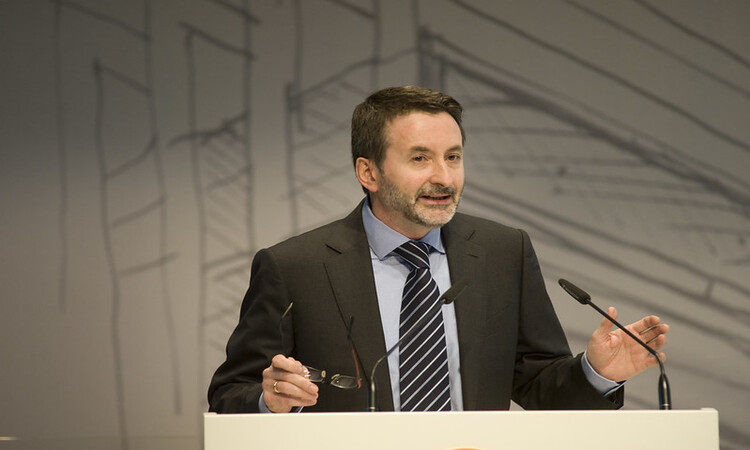 El CEO de Repsol avisa de un daño irreparable para la automoción: "Cada año que pasa sin tomar la decisión..."