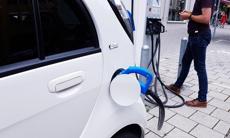 División en Europa: el nuevo marco para el coche eléctrico podría retrasarse hasta finales de año