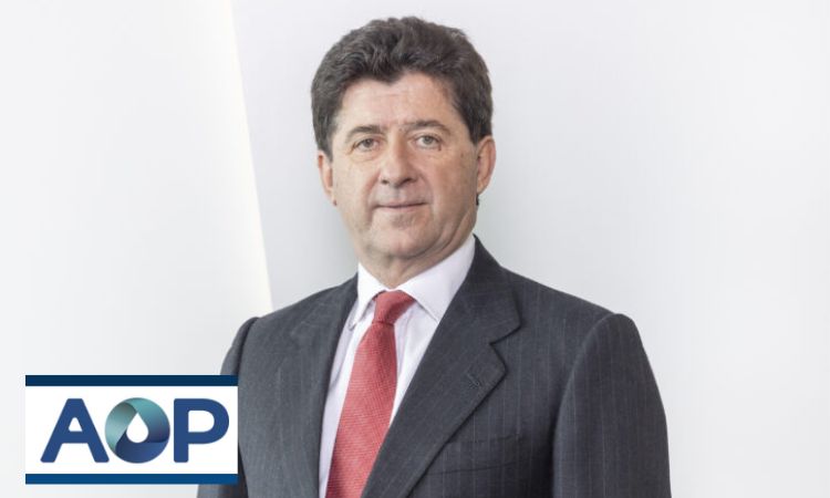 Luis Travesedo asume la presidencia de AOP